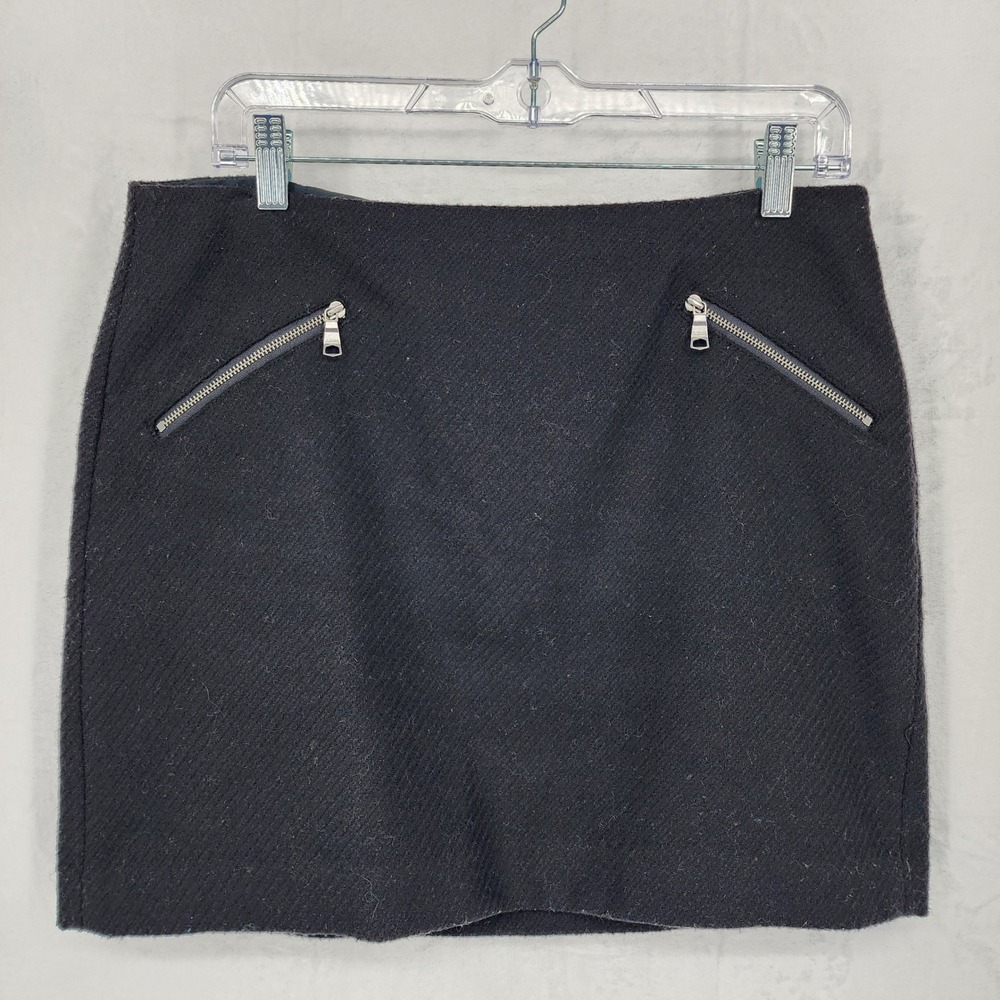 Banana Republic Size 8 Black Textured Wool Blend Mini‎ Skirt Zip Pockets Lined